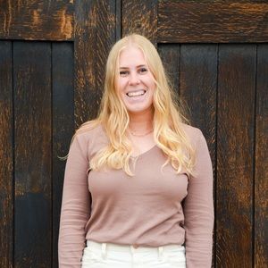 Meet your Posher, Camille